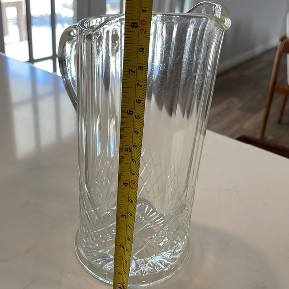 Glass pitcher - Picture 4 of 5